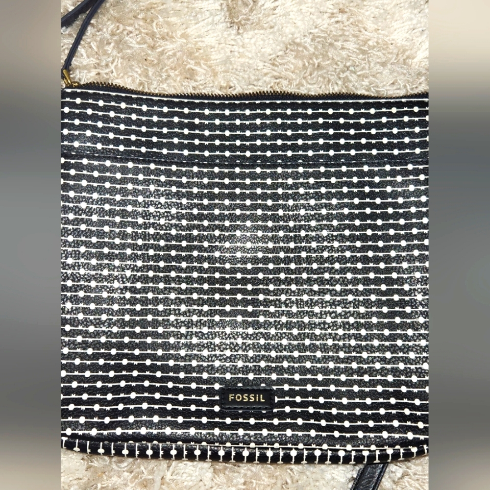 Fossil Gemma Adjustable Crossbody Purse Bag Black & White Dots Excellent Shape!
